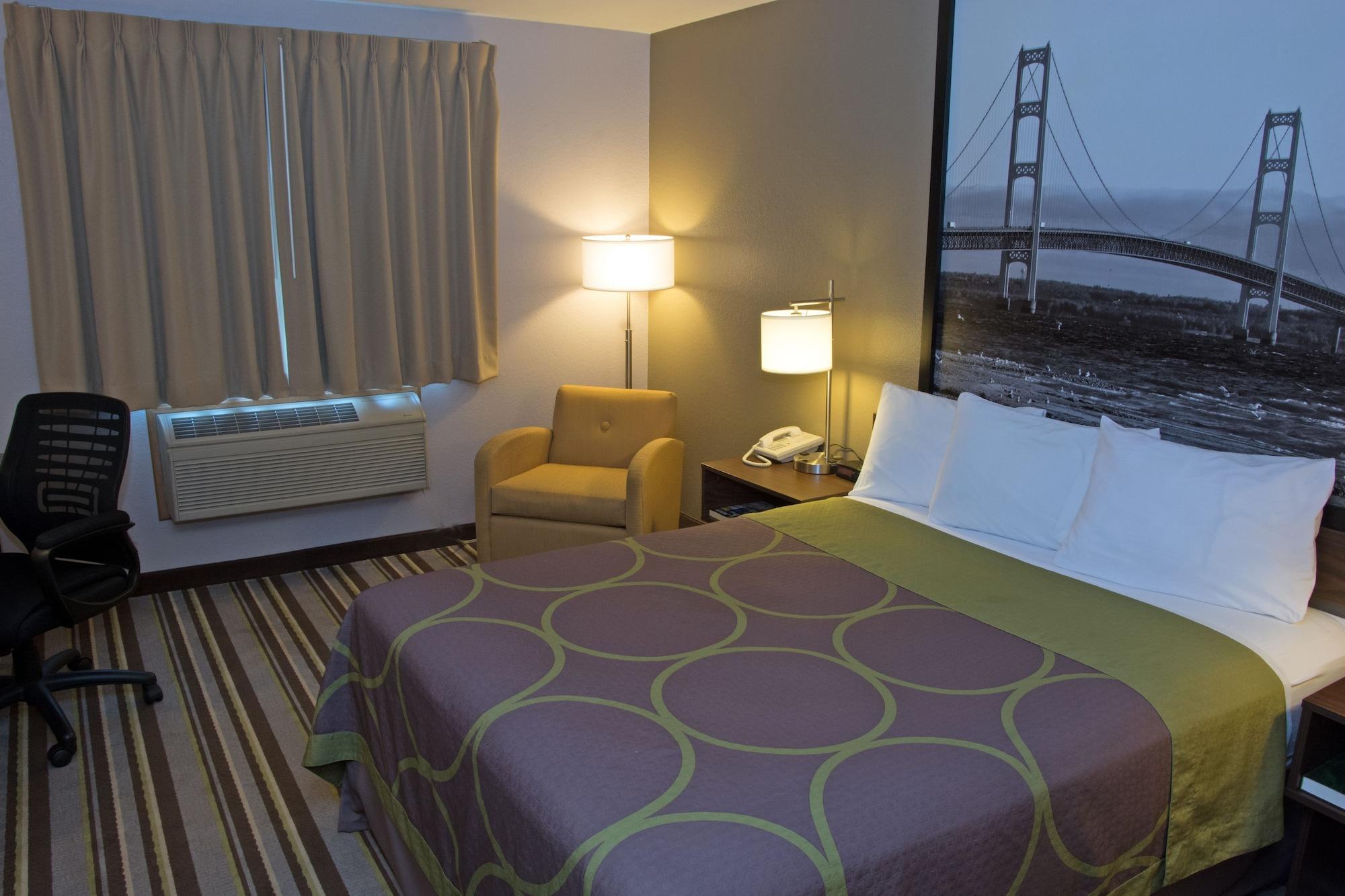 Hotel Super 8 By Wyndham Manistee Zewnętrze zdjęcie